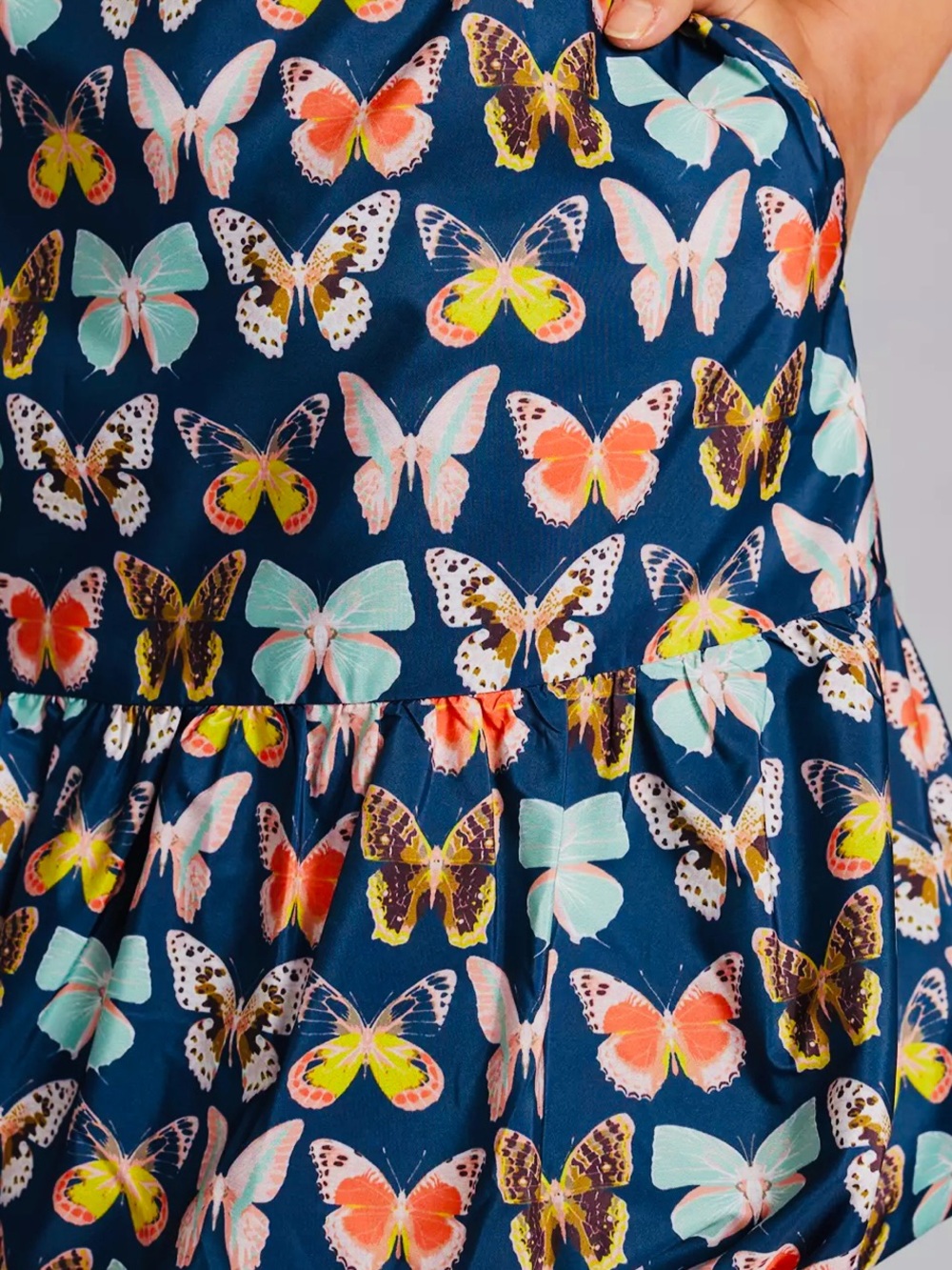 Anthropologie Maeve Butterfly Print Navy Dress - Size 0P - Mint condition - Picture 3 of 6